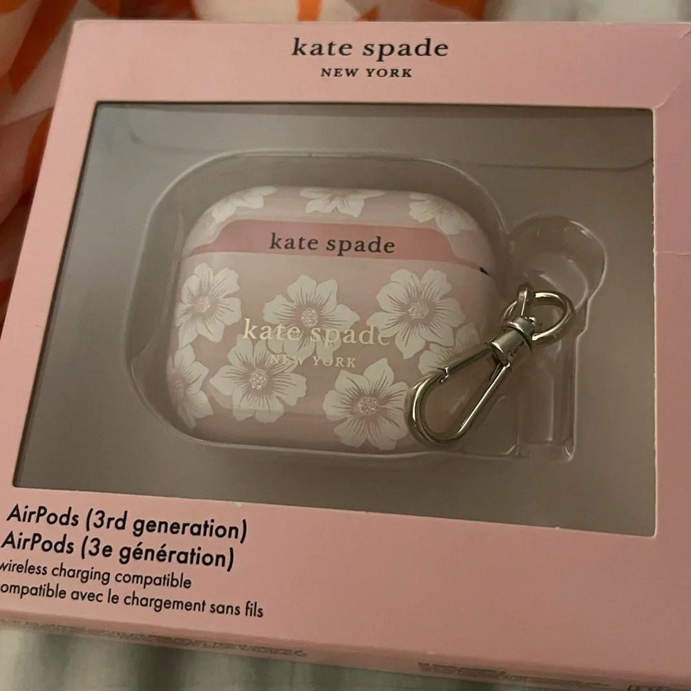 Kate Spade flowers AirPods 3rd gen case (new)